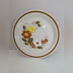Mountain Wood Trellis Blossom Dinner Plate – 10.5” Stoneware – Vintage Japan